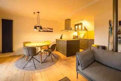 Image de Appartement familial idéal pour 4 personnes. Piscine, terrasse, sauna inclus.