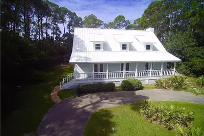 Fabulous Dauphin Island Vacation Home