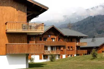Image de Appartement Savoyard avec accès Piscine! Proche de la navette gratuite