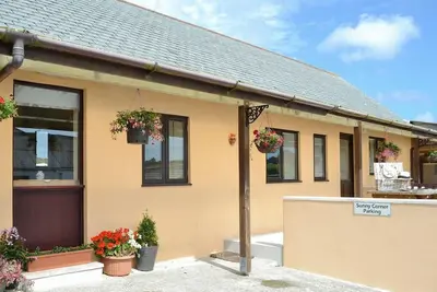 Image de Sunny Corner Cottage au Parc An Grouse.