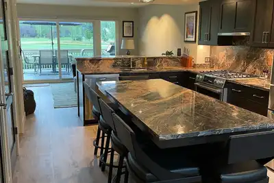 Image de Park Meadows Townhome ~ Belles vues ~ Accès facile à tout