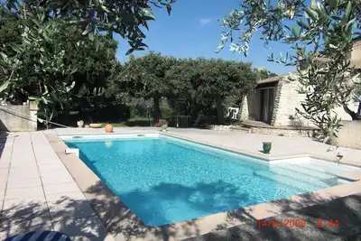 Image de villa piscine 4 pers gard rhodanien