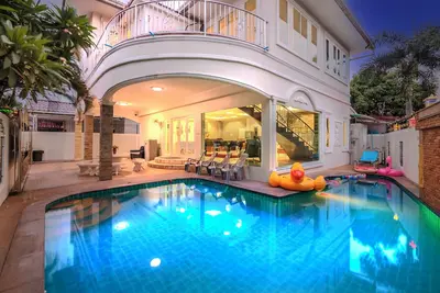 Image de Tewaree Villa - Pattaya Holiday House Walking Street