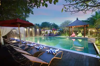 Image de 1 Suite Villa Br avec piscine privée, transferts aéroport aller-retour Gratuits