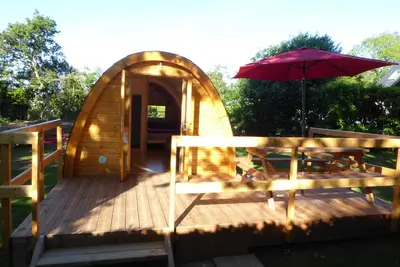 Image de Cabane forestière Megapod tout confort