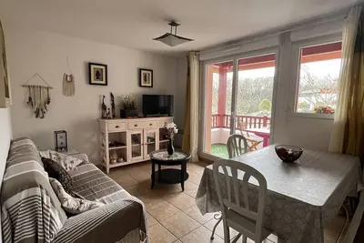 Image de Charmant T2 avec terrasse et piscine, proche des thermes à Cambo-Les-Bains