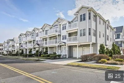 Image de * Nouvelle Annonce * Des tarifs réduits! N. Wildwood Beach Block Condo, très bien situé!