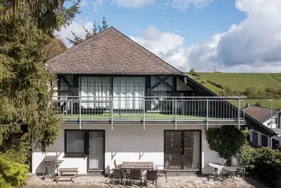 Image de Eifelnatur (Haus 2) by Interhome