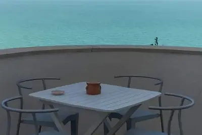 Image de Terrasse avec la meilleure vue sur la plage dans les Pouilles - endroit parfait pour la famille