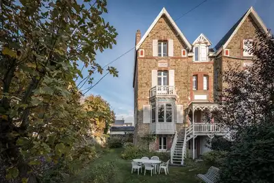 Image de Villa L ‘Union dans un quartier tranquille à deux pas des plages