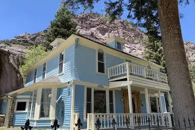 Image de Superbe victorien avec vue sur la montagne et la cascade pour 8 personnes adultes Ă Ouray, Co