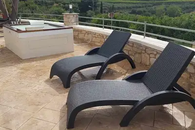 Image de Maison Aromato-Kipos pour 4 personnes, village Asteri
