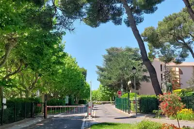 Image de Agréable appartement pour 5 personnes avec Wifi, piscine, Tv, terrasse et parking