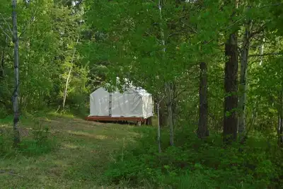 Image de Camping Mountain Man Wall Tent 5 Caribou Trail Wagon Camp