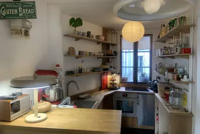 Image de Au cœur de Montmartre / abbesses Lumineux et calmeParking gardé inclus