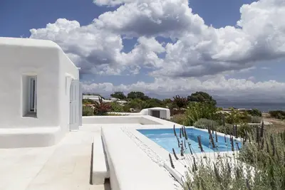 Image de Sand Sea VIew Villa 3 avec piscine à la plage | Les Villas Sand Collection