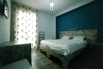 Image de Kutaisi Globus - Chambre Double ou Lits Jumeaux Économique