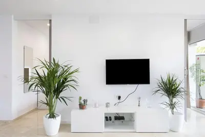 Image de Appartement récemment rénové avec jardin et piscine privés