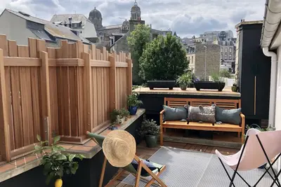 Image de Maison de charme avec terrasse, plein centre, 300 m plage, proximité gare