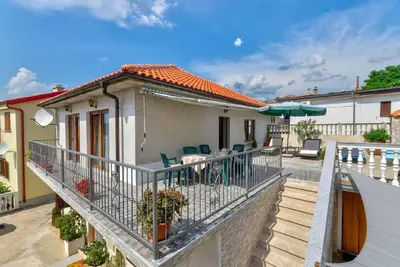 Image de Appartement de vacances Novi Vinodolski pour 2 - 4 personnes avec 2 chambres Ă coucher - Appartement