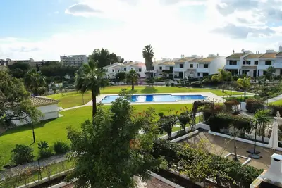Charmante villa \"Mar\" avec piscine partagée, beaux jardins spacieux, paisible, privé