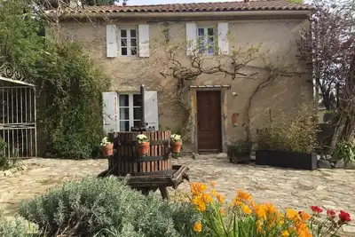 Image de Château Ricardelle, Maison \"Roussanne\" - Sentez-vous à la maison dans une cave!