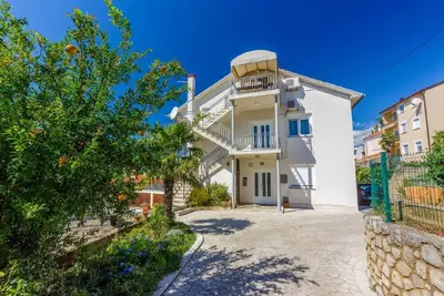 Image de Appartement de vacances Crikvenica pour 2 - 5 personnes avec 2 chambres à coucher - Appartement de v