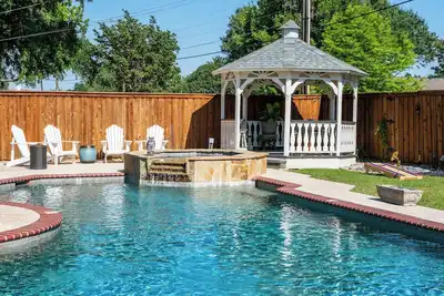 Image de Frisco Perfect Stay - piscine, bain à remous et salle de jeux