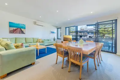 Image de 4/4 L'esplanade, Cowes - Cscape
