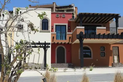 Image de Comme vu sur Hgtv ~ Casa Caborado ~ 8 personnes ~ 3 lits ~ Vues sur l'océan ~ Enfants bienvenus