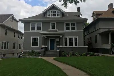 Image de Maison magnifiquement restaurée dans le quartier historique de Blackstone