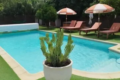 Image de Maison de vacances proche des plages, jardin, piscine, jacuzzi.