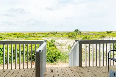 Image de Nouvelle Liste Ocean Front 1 Bedroom - Nouvelles terrasses et accès à la piscine