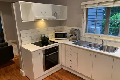 Image de Cottage des années 40 entièrement rénové à Warburton
