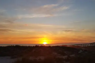 Image de Couchers de soleil incroyables depuis votre balcon privé à des tarifs abordables
