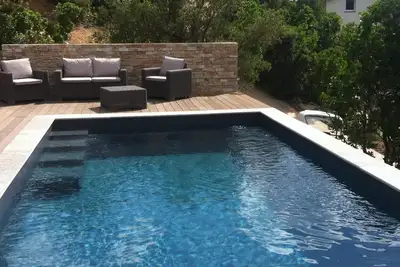 Image de Villa  récente 2 chambres avec piscine privée à 5 mn des plages