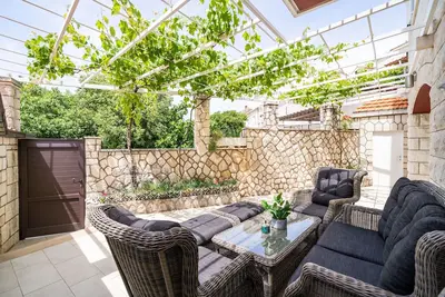 Image de Holiday Home King - Maison 4 Chambres avec Terrasse