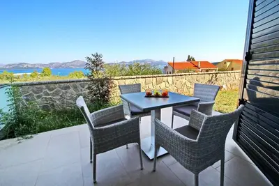 Image de Apartments Kula - Appartement 2 Chambres avec Terrasse et Vue sur la Mer C4