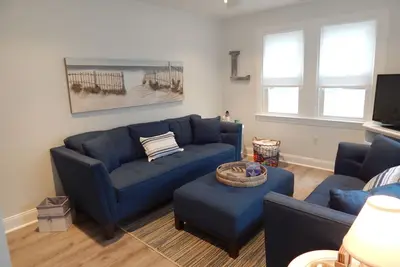 Image de Maison familiale récemment rénovée à 11/2 m de la plage et du centre-ville
