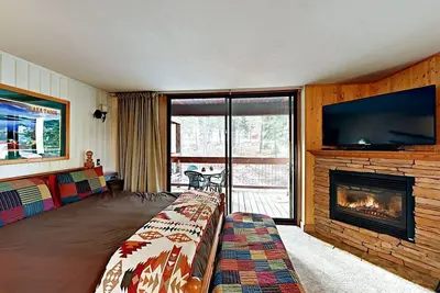 Image de Studio confortable dans les Sierras