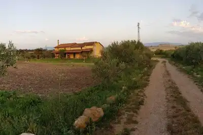 Ferme de type toscan, nichée dans un hectare de campagne, à quelques kilomètres d'Oristano