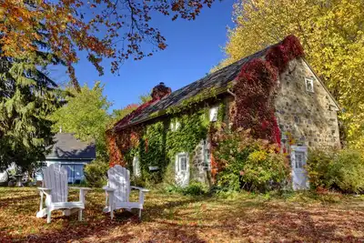 Image de Historique maison en pierre de la rivière
