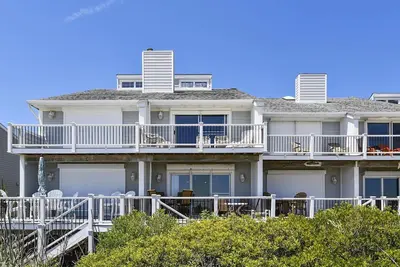 Image de ACTIVITÉS Quotidiennes Et Linge Inclus! * Oceanfront - Grande Vue / ACCÈS Facile À La Plage