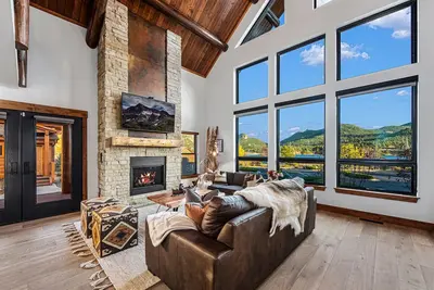 Image de Log Cabin au lac Estes - Nouveau