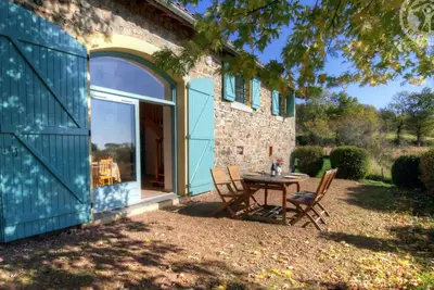 Image de Grande Maison Authentique avec Jardin Privé, Terrasse et Vtt - Hébergement pour 15 Personnes