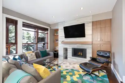 Fitzsimmons Walk 12 | 4 chambres, 3 salles de bain
