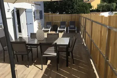Image de Appartement T3 N°2 avec  2 chambres Avec Piscine proche  Plage  DÉBARQUEMENT