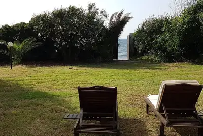 Image de Villa Secchi, une oasis de paradis surplombant le golfe d'Asinara.