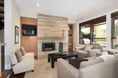 Fitzsimmons Walk 24 - Belmont | 4 chambres, 3 salles de bain