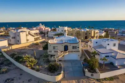 Image de Belle maison avec vue sur la mer à Las Conchas Casa Arcos Del Mar